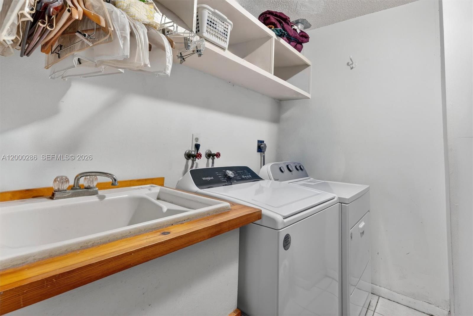 7009 SW 66th Ave South Miami, FL 33143