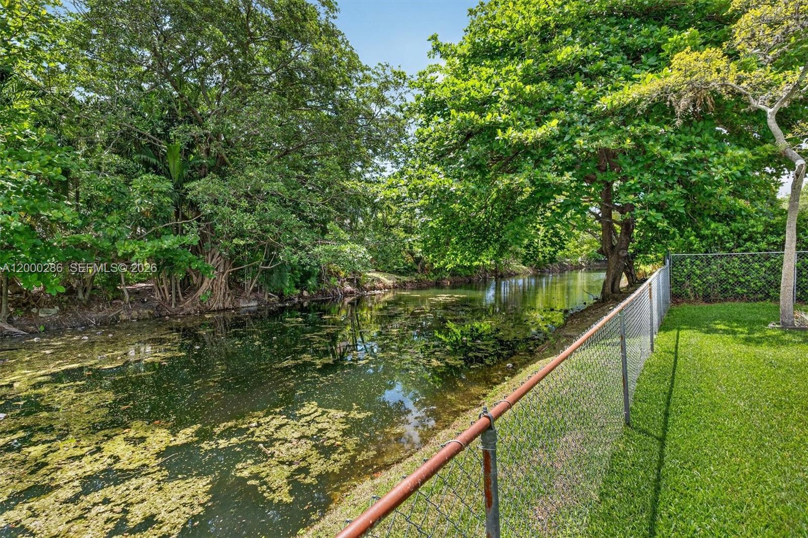 7009 SW 66th Ave South Miami, FL 33143