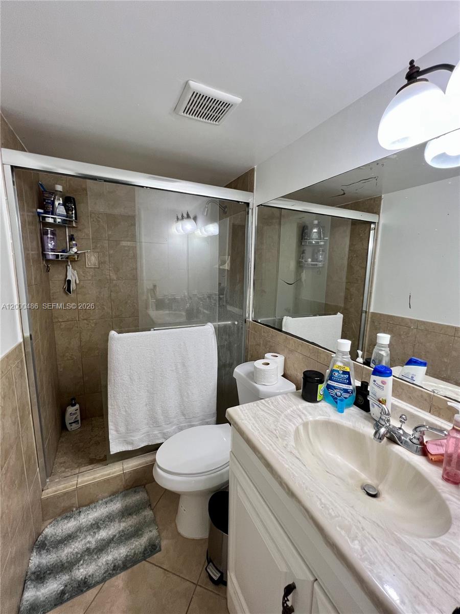 10370 SW 220th St #202 Cutler Bay, FL 33190