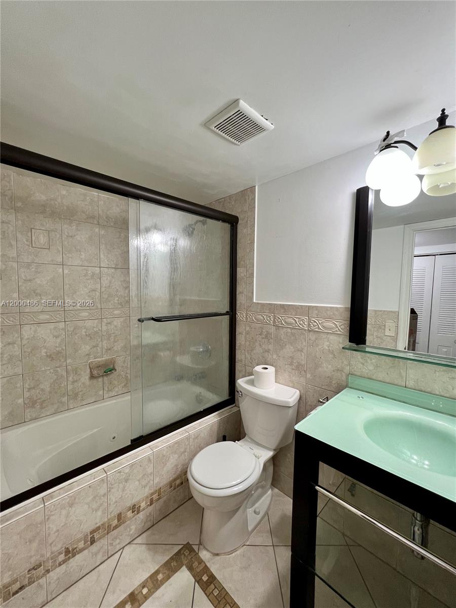 10370 SW 220th St #202 Cutler Bay, FL 33190