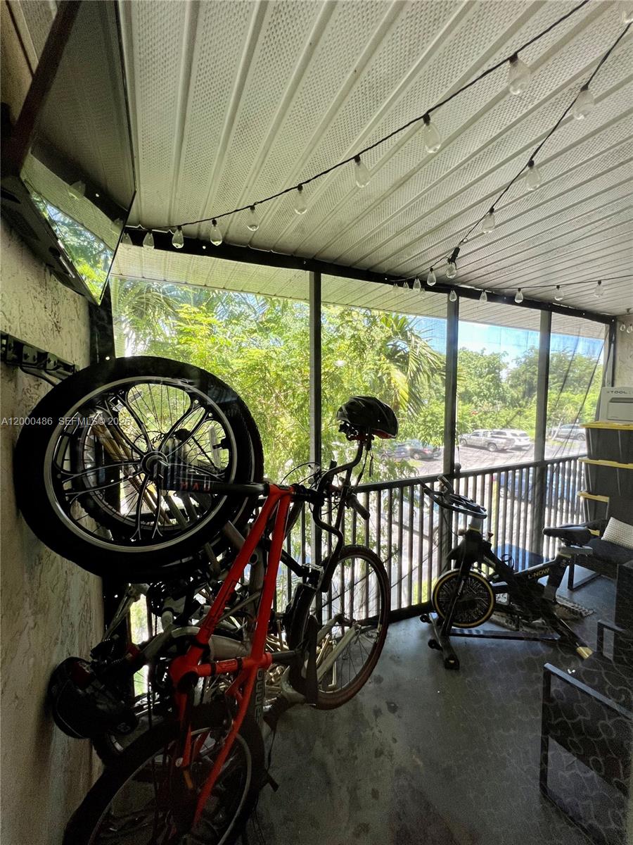 10370 SW 220th St #202 Cutler Bay, FL 33190