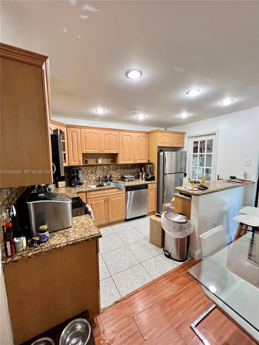 10370 SW 220th St #202 Cutler Bay, FL 33190