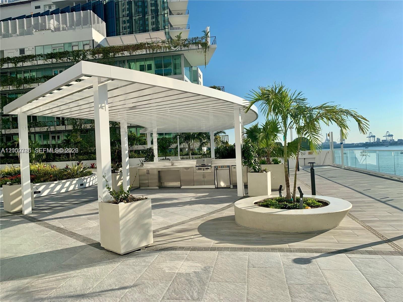 image The Waverly at South Beach23