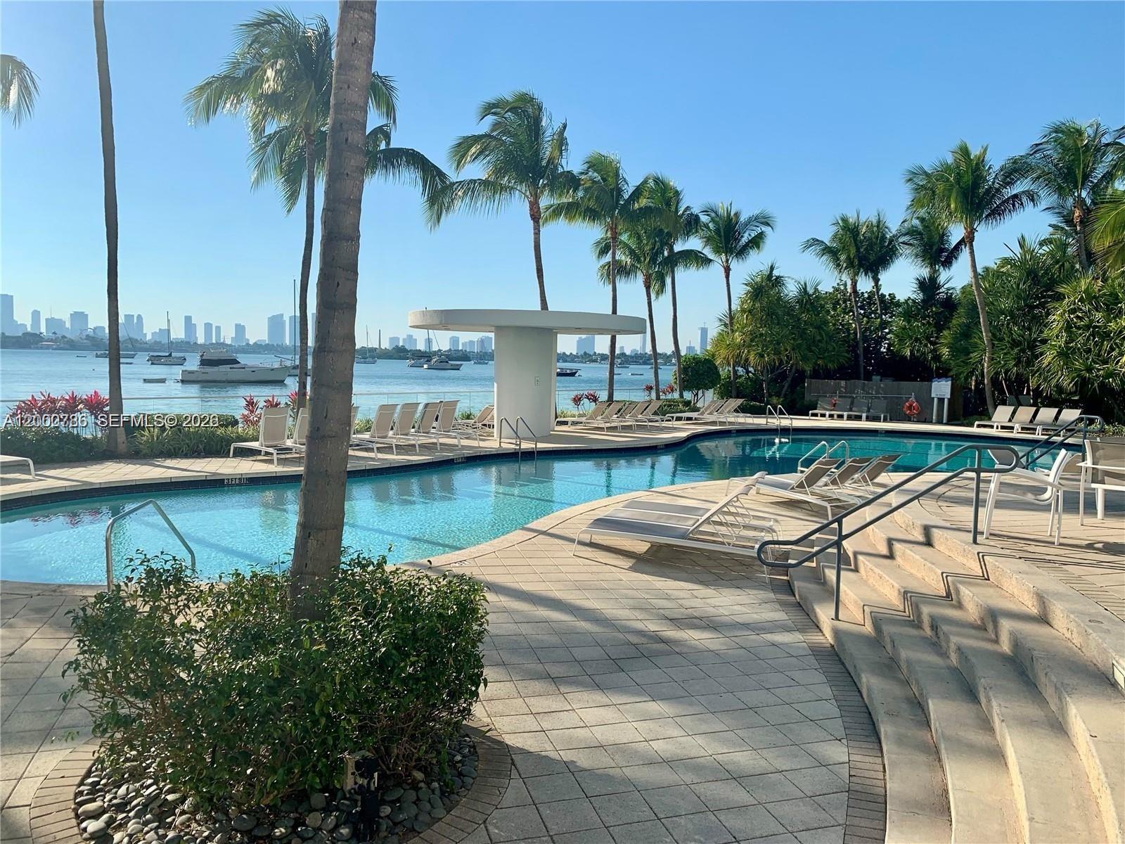 image The Waverly at South Beach25