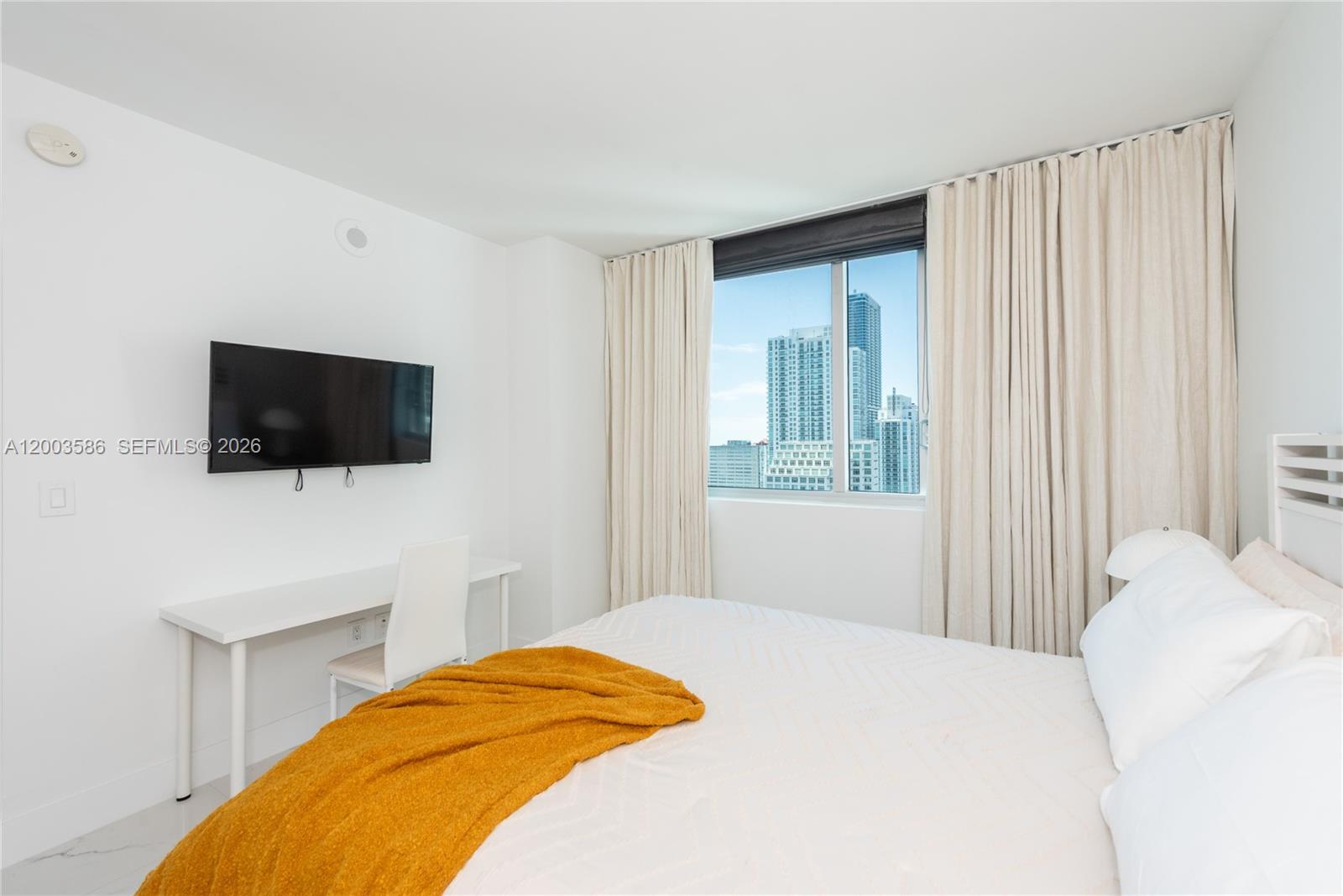 image 500 Brickell East15