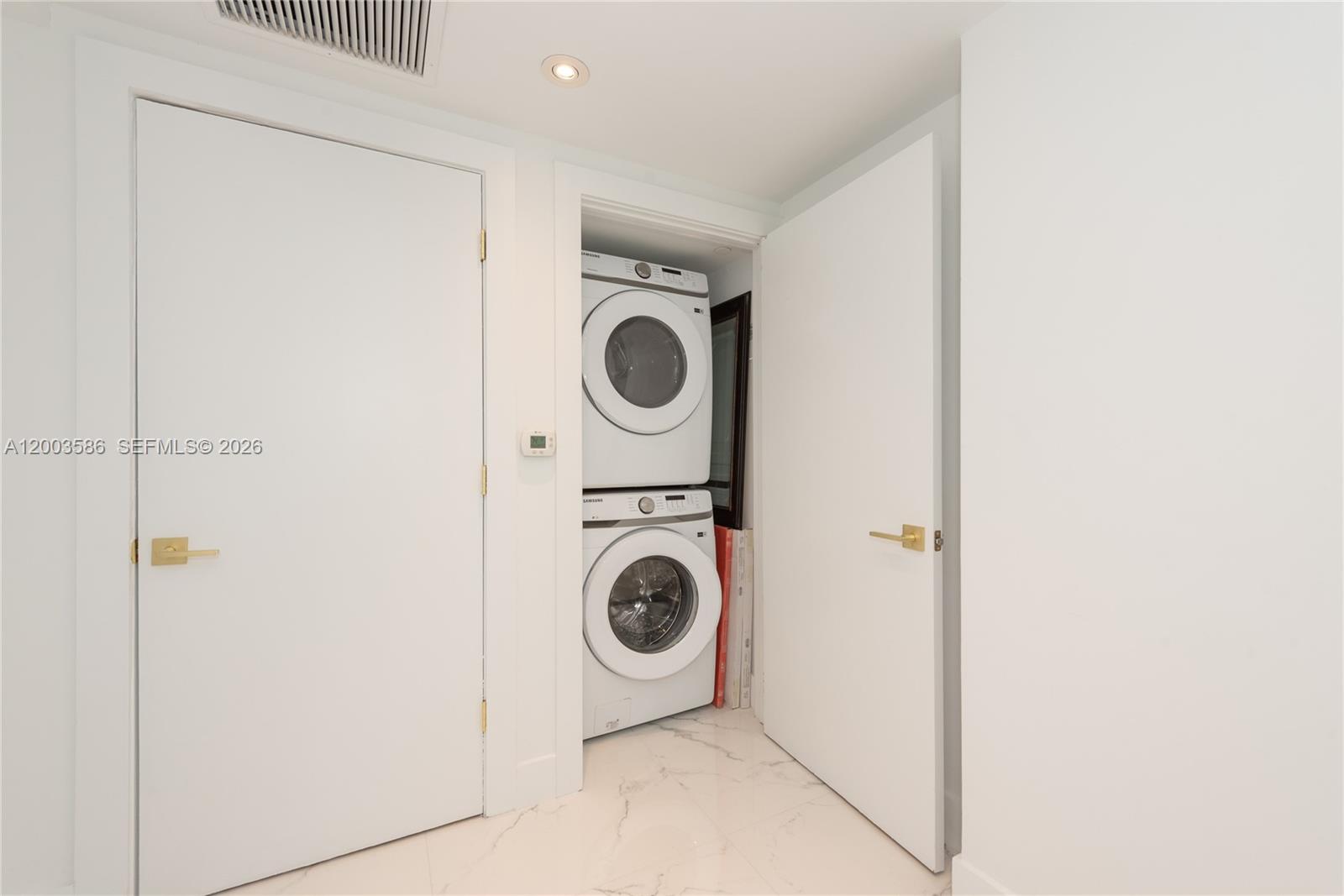 image 500 Brickell East20