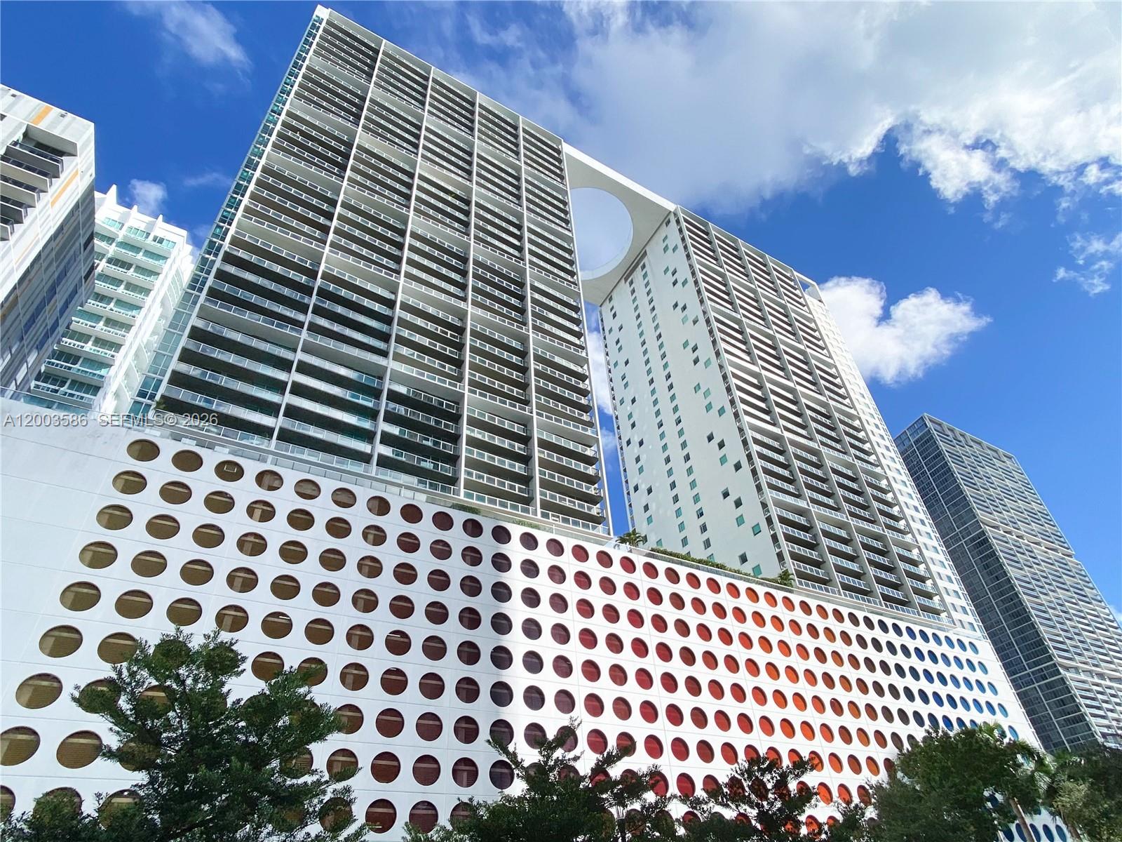 image 500 Brickell East22