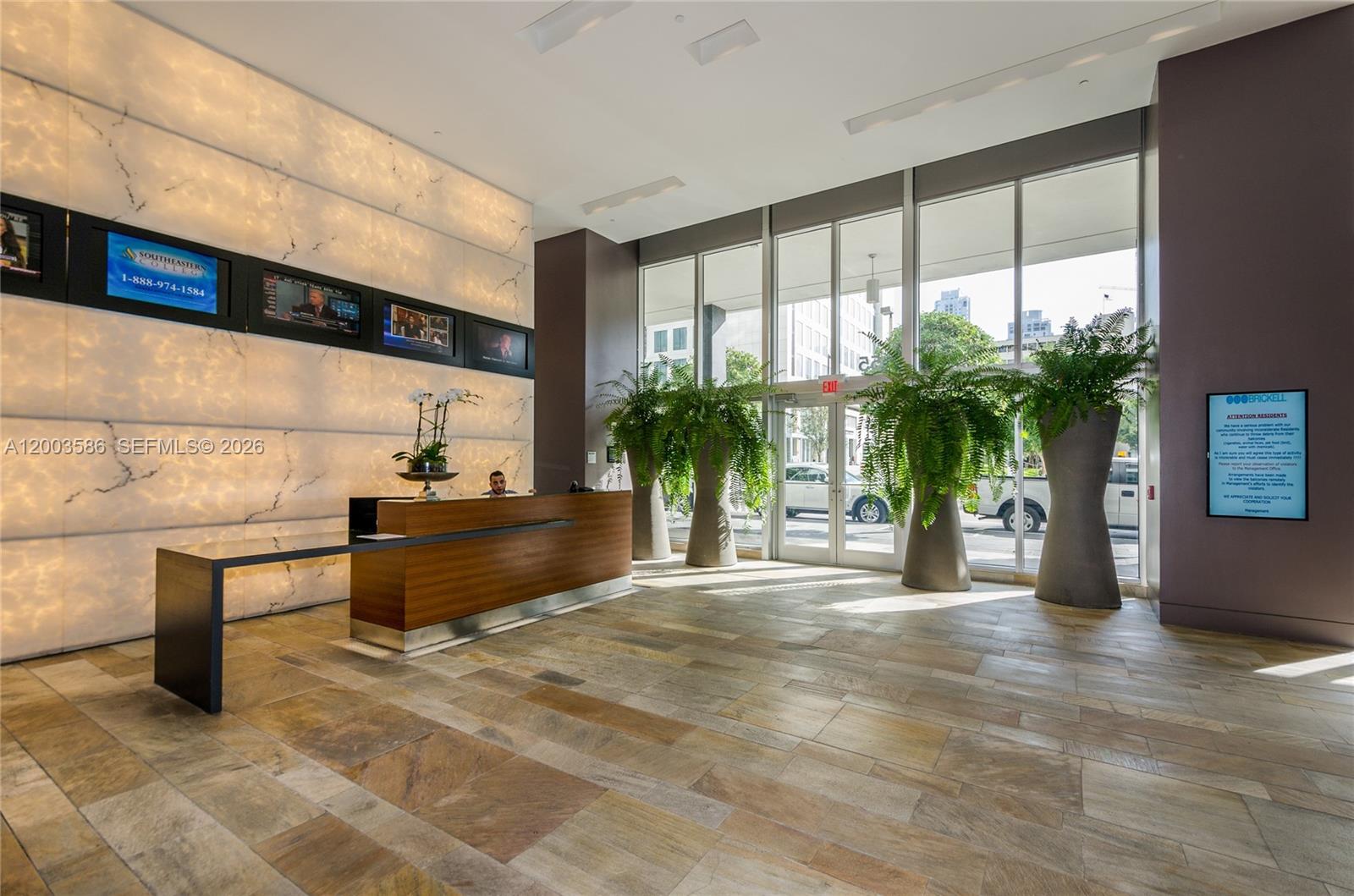 image 500 Brickell East26