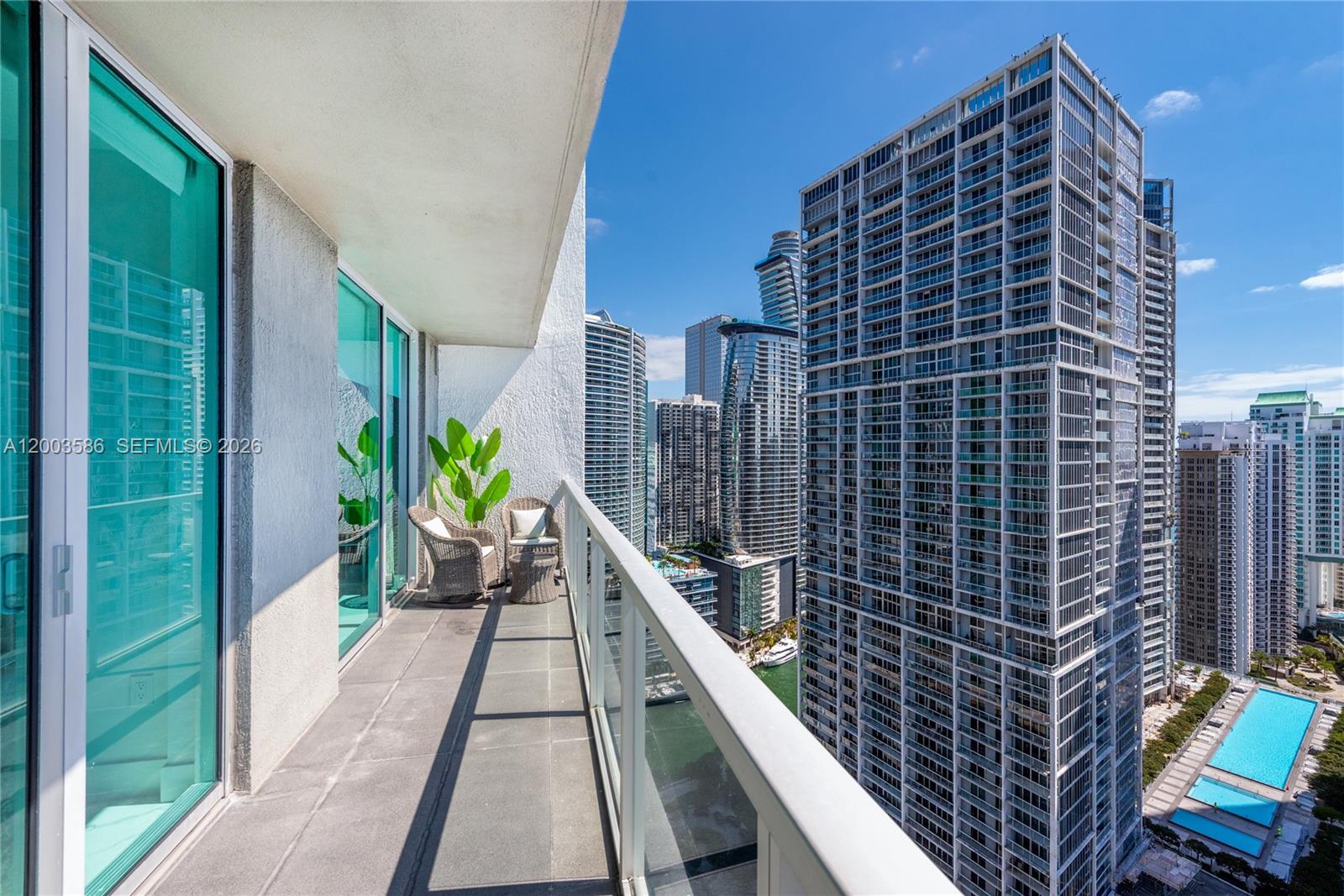 image 500 Brickell East4