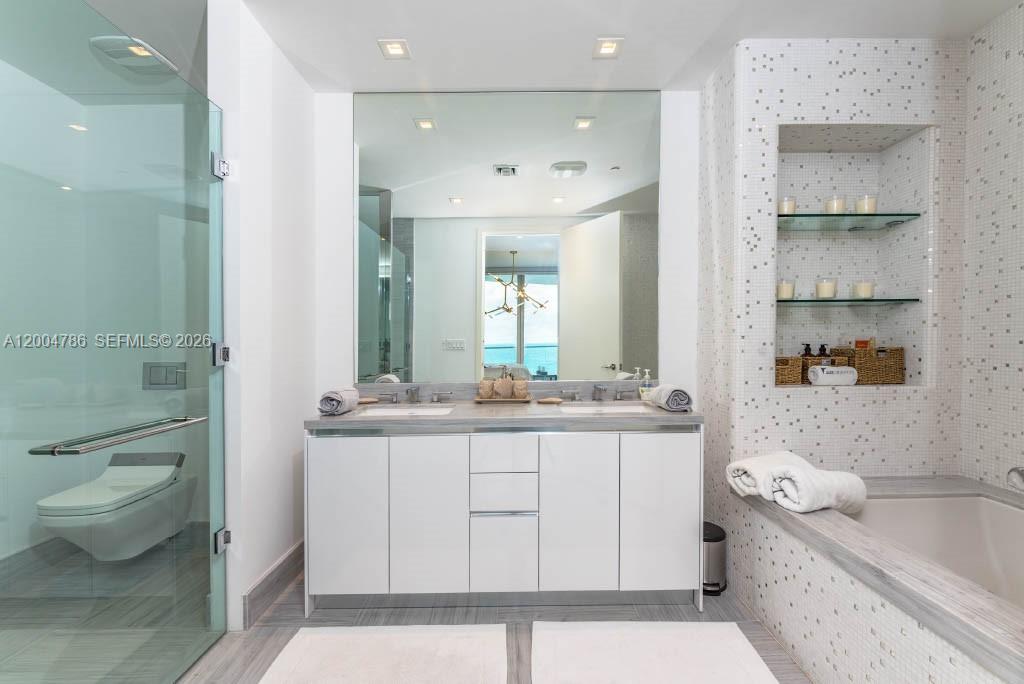 16901 Collins Ave #1404 Sunny Isles Beach, FL 33160