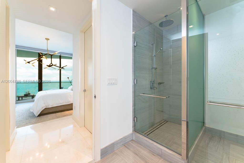 16901 Collins Ave #1404 Sunny Isles Beach, FL 33160