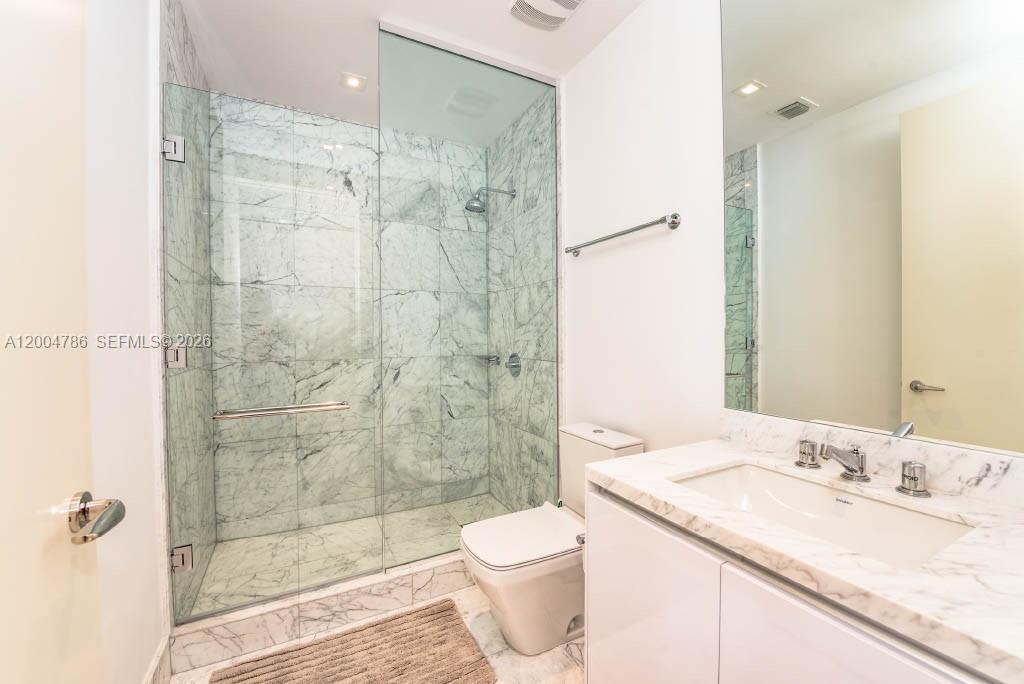 16901 Collins Ave #1404 Sunny Isles Beach, FL 33160