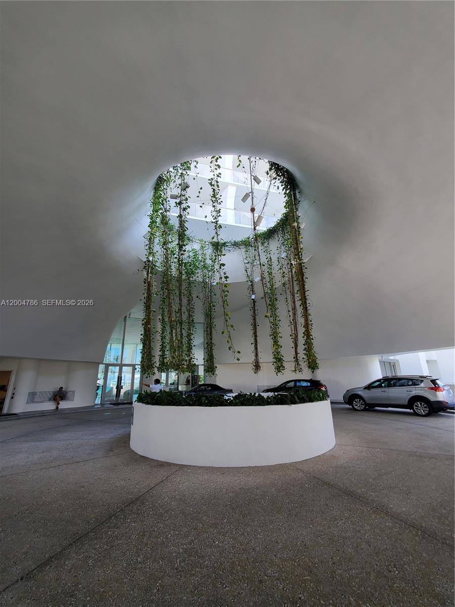 16901 Collins Ave #1404 Sunny Isles Beach, FL 33160