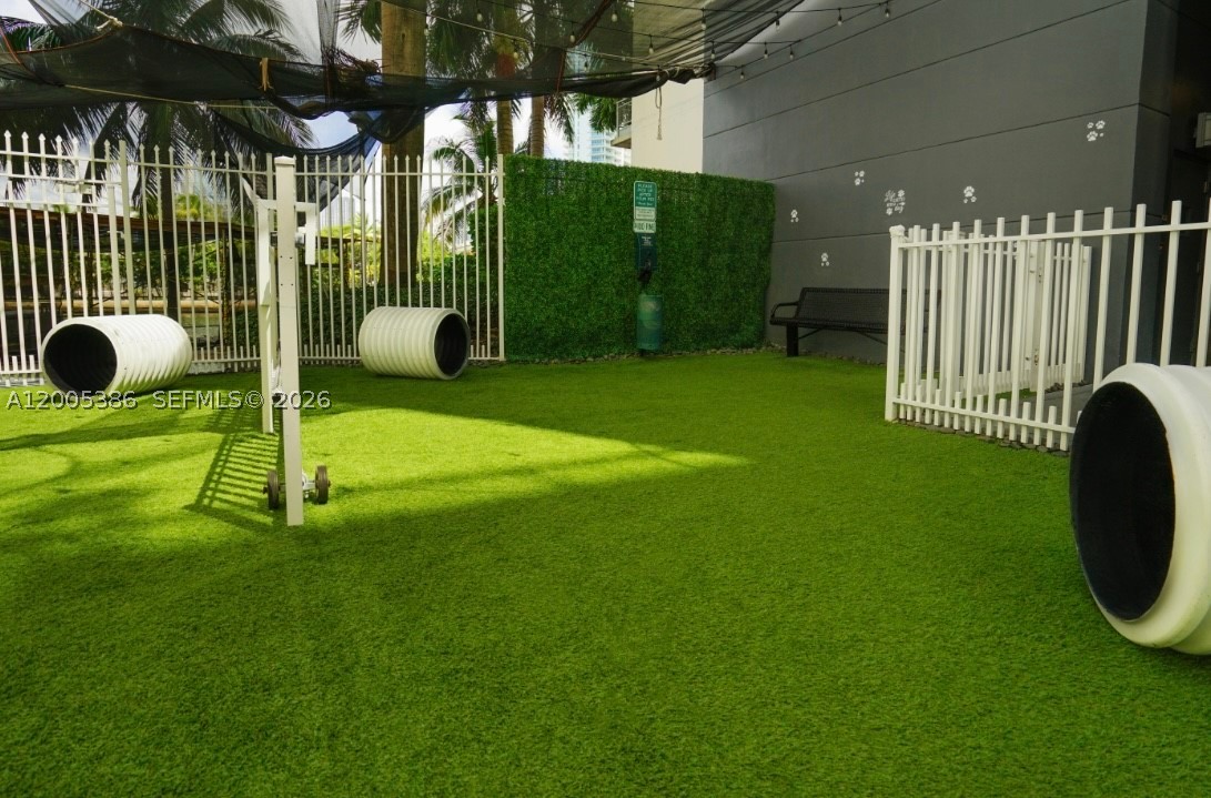 image Neo Vertika44