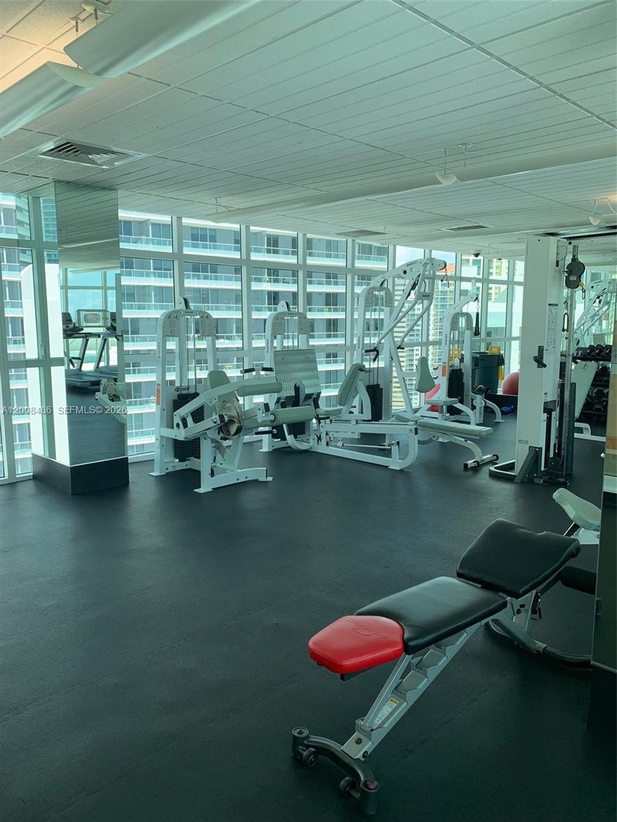 image Emerald at Brickell14