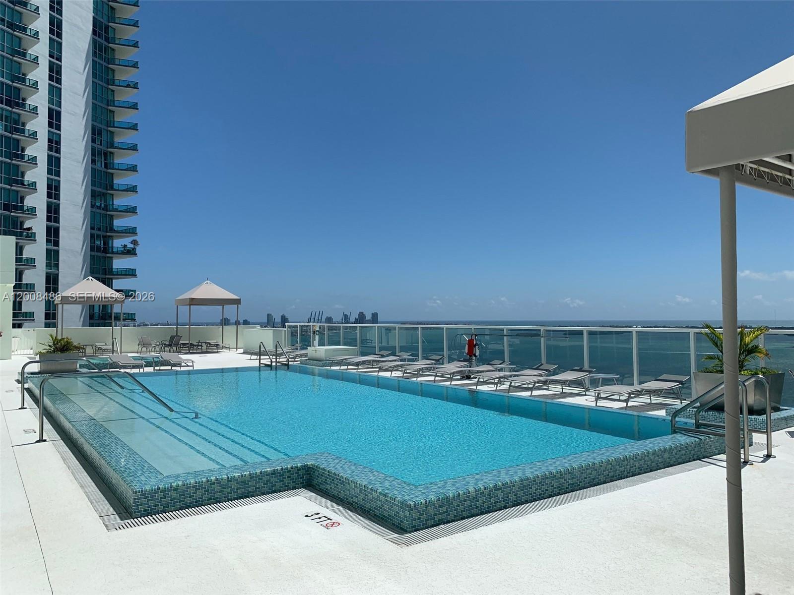 image Emerald at Brickell16