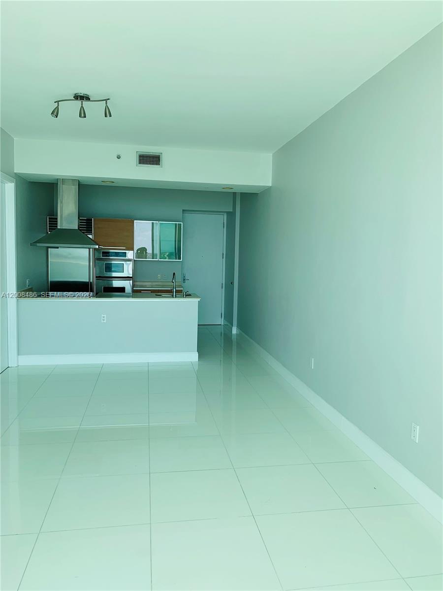 image Emerald at Brickell8