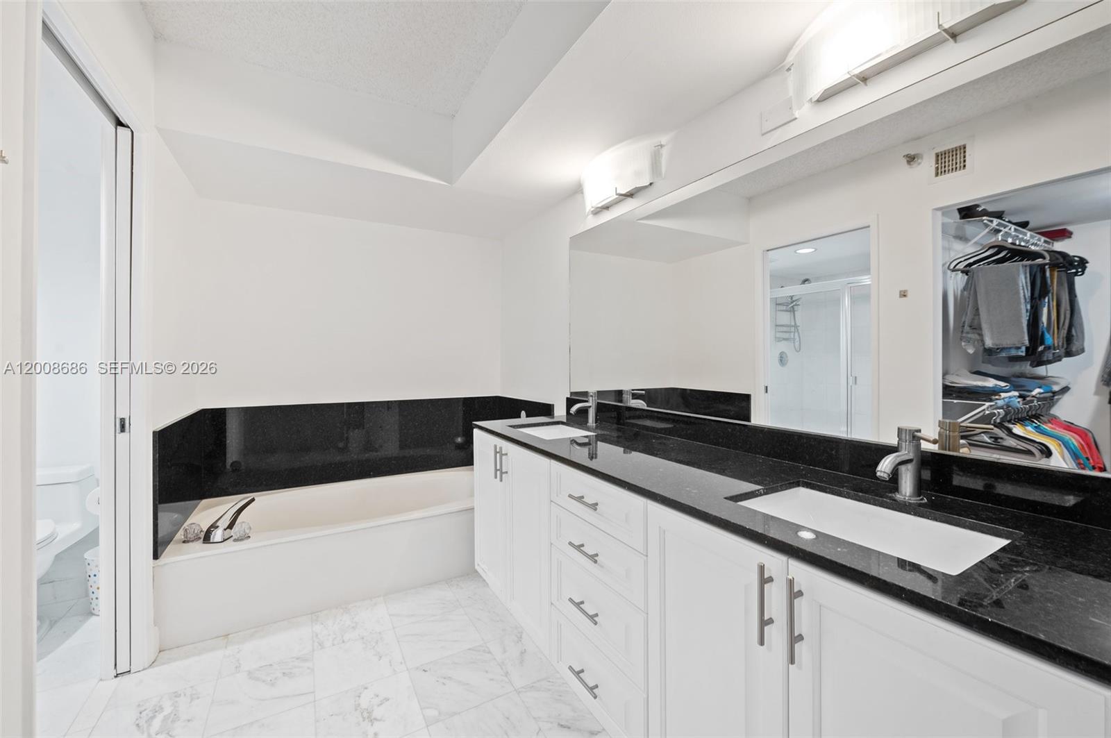 19101 NE 36th Ct #2509 Aventura, FL 33180