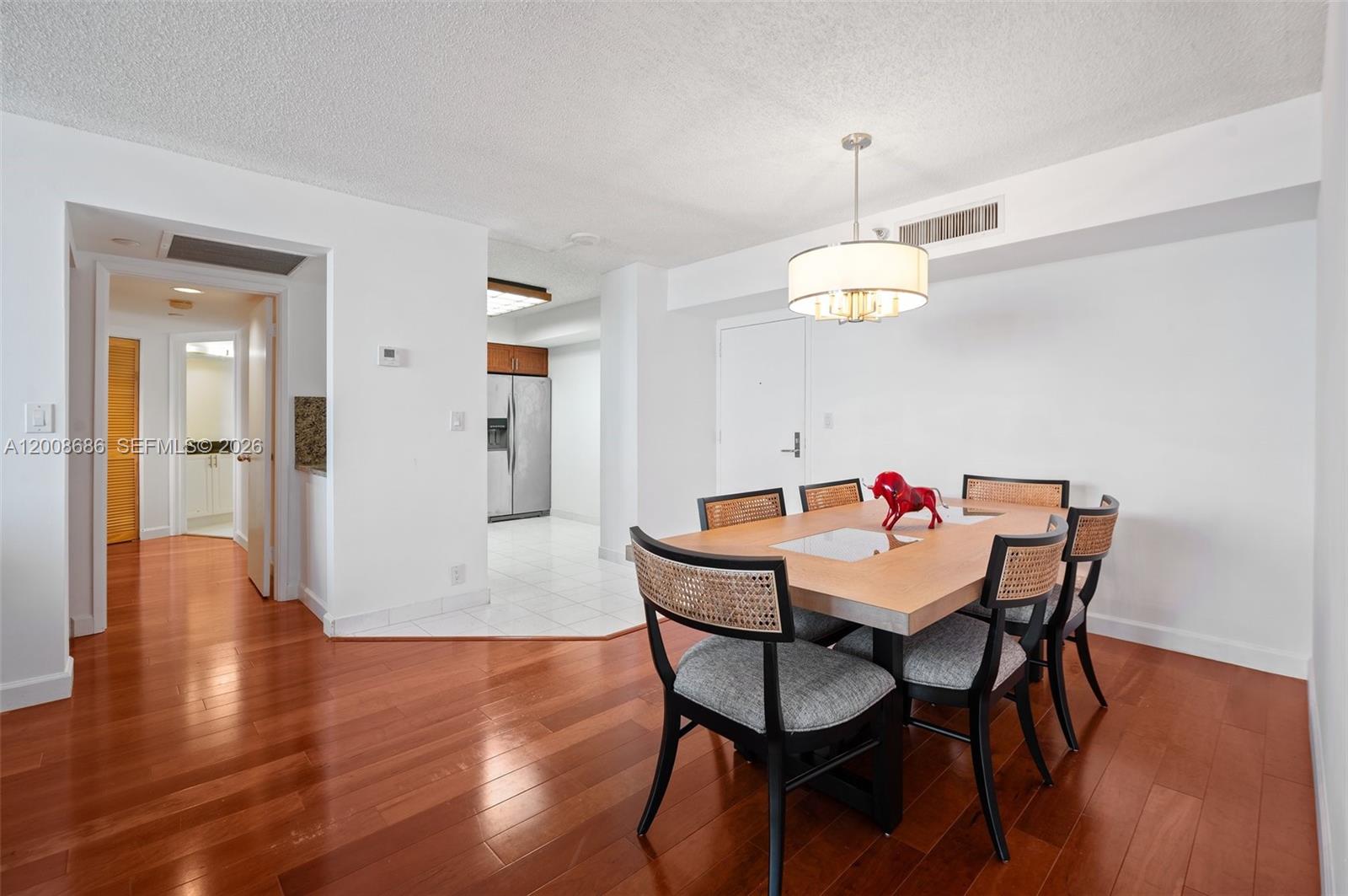 19101 NE 36th Ct #2509 Aventura, FL 33180