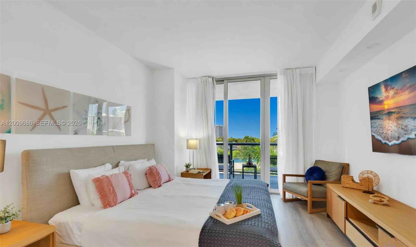 image Beachwalk Condominium4