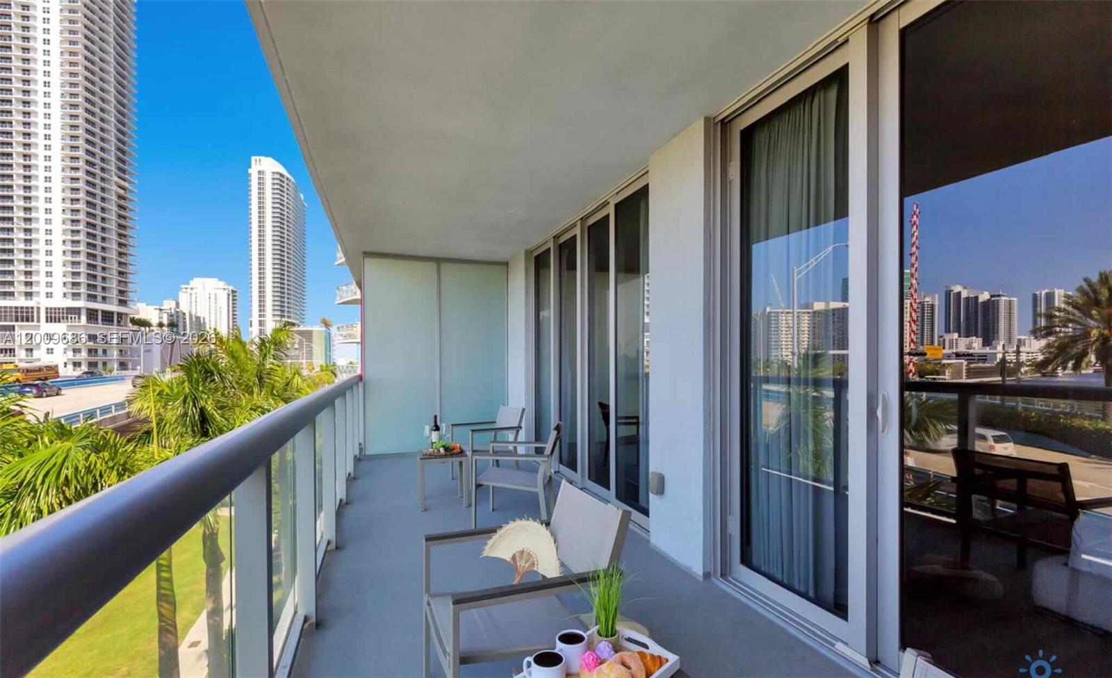 image Beachwalk Condominium8