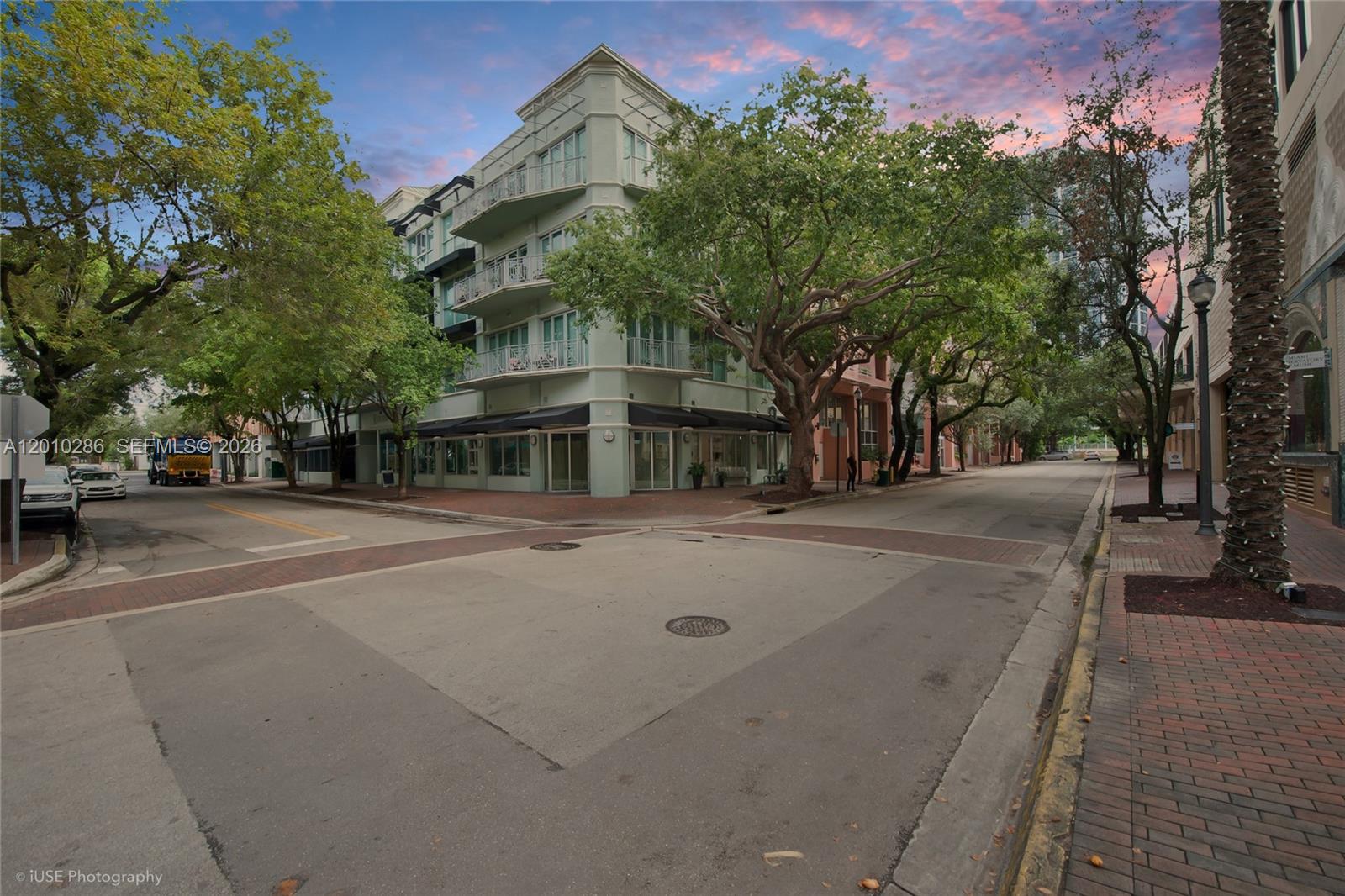 3333 Rice St #301 Miami, FL 33133