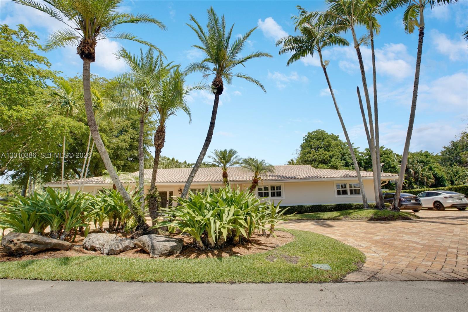 7175 SW 117th Ter Pinecrest, FL 33156