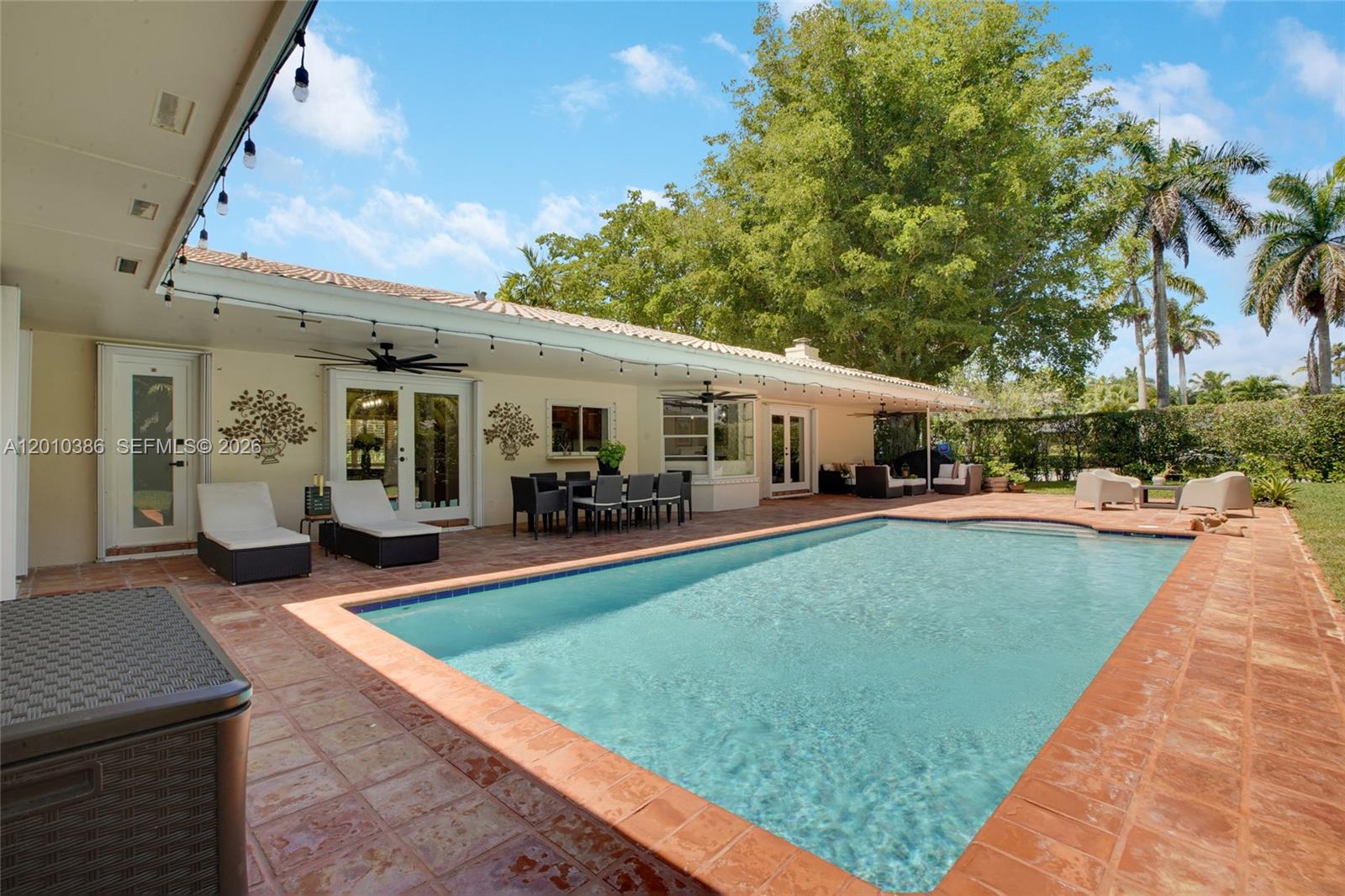 7175 SW 117th Ter Pinecrest, FL 33156