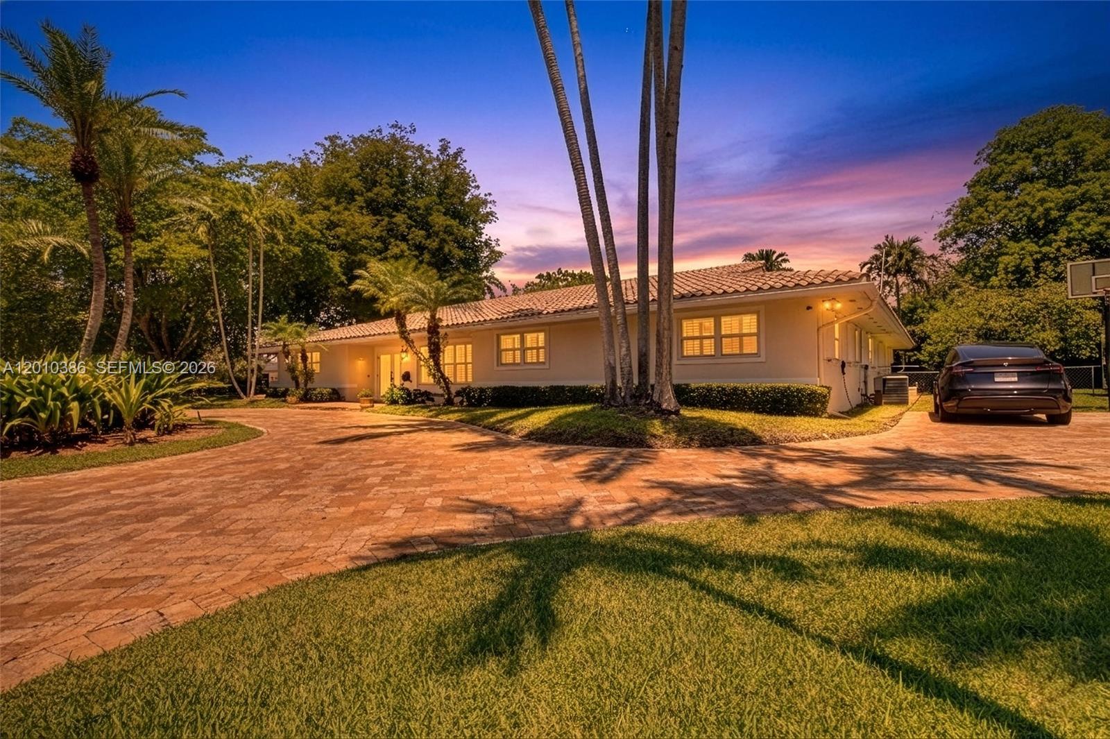 7175 SW 117th Ter Pinecrest, FL 33156
