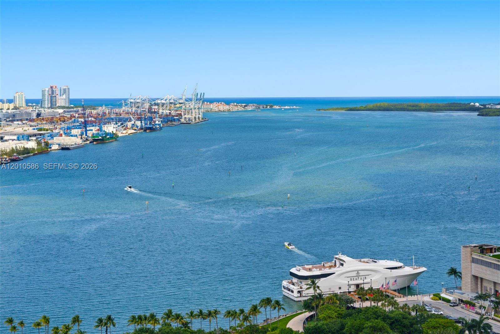 50 Biscayne Blvd #2911 Miami, FL 33132