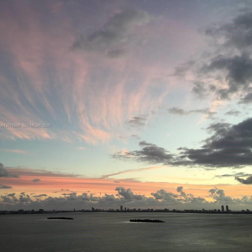 image Blue on the Bay23
