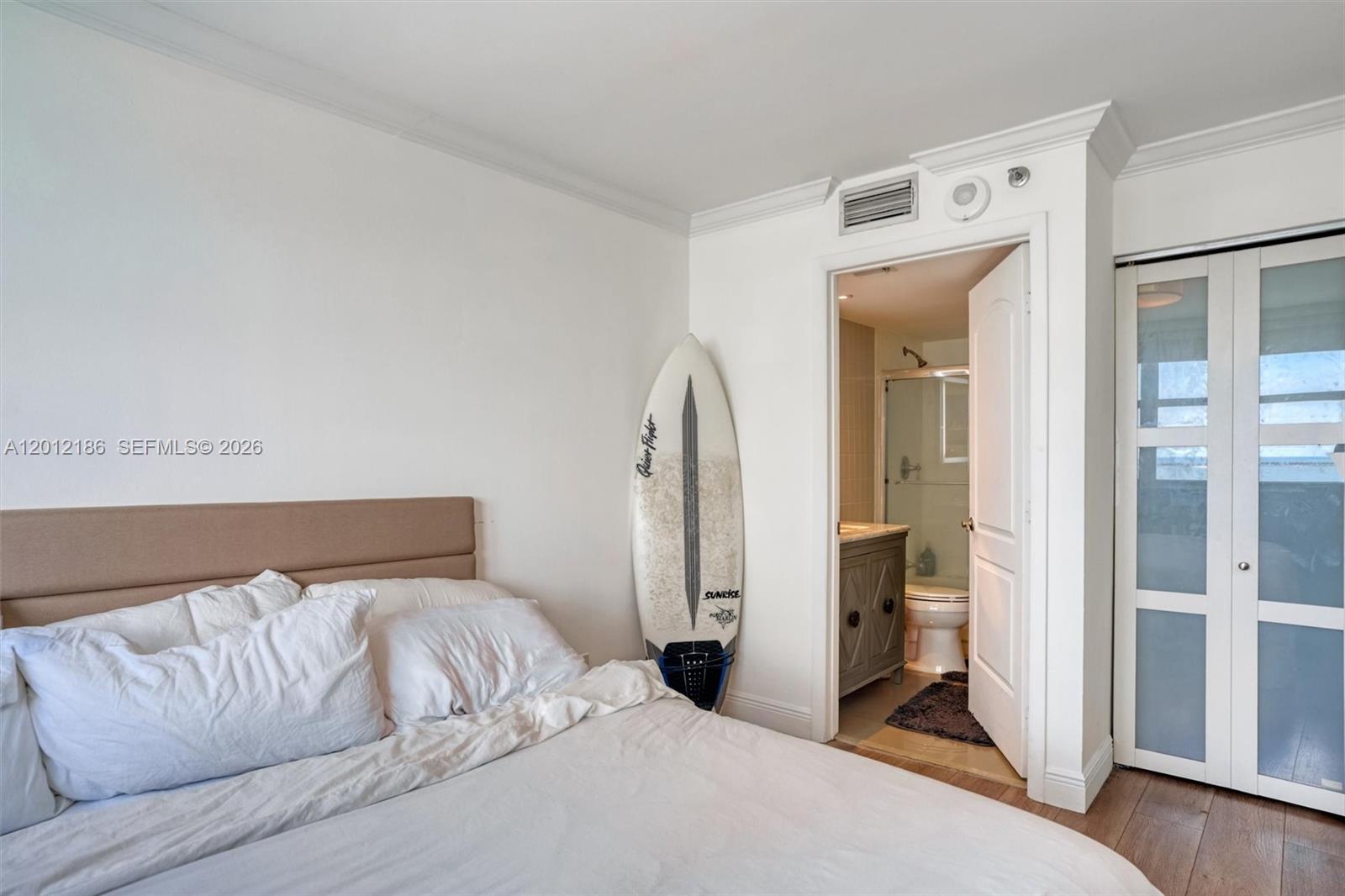 image Isola16
