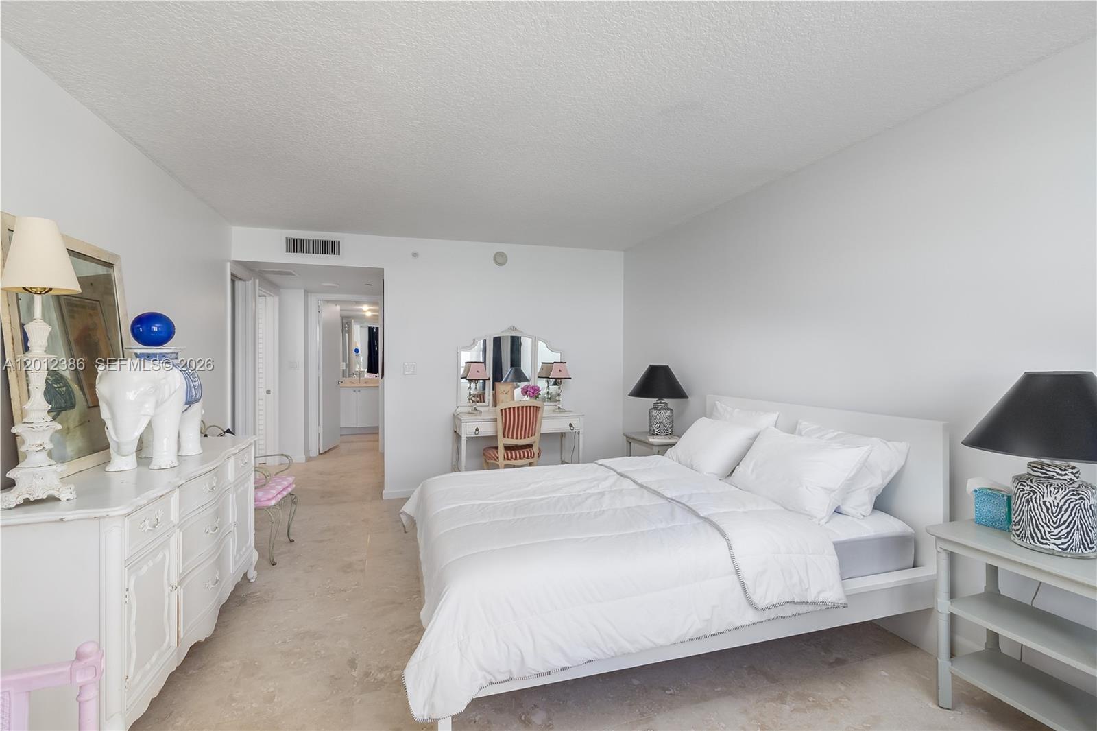 6917 Collins Ave #715 Miami Beach, FL 33141