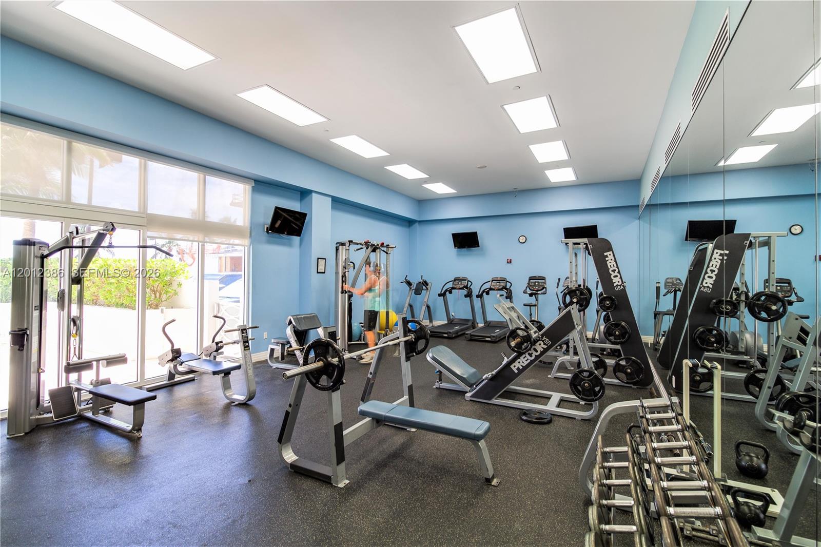 6917 Collins Ave #715 Miami Beach, FL 33141