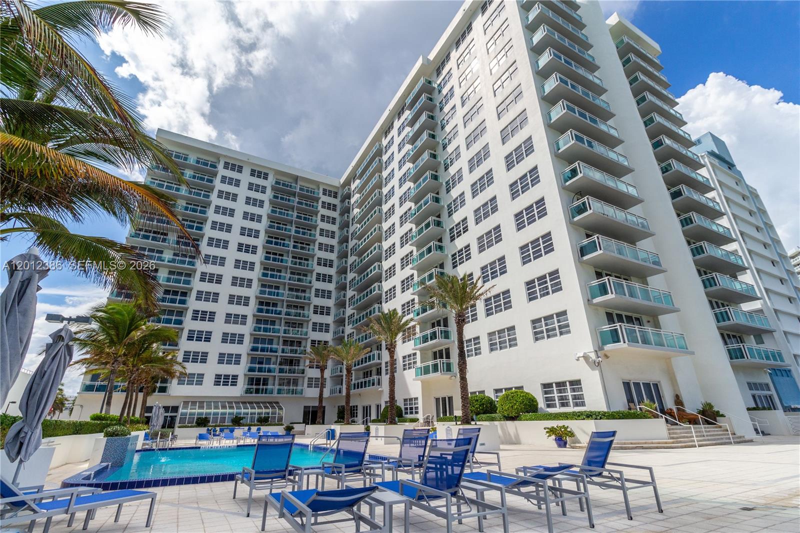 6917 Collins Ave #715 Miami Beach, FL 33141
