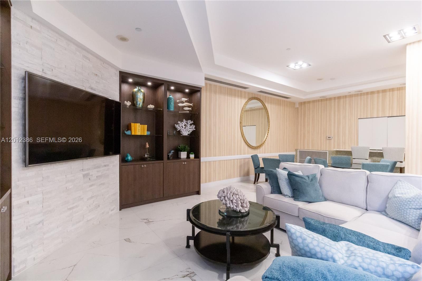 6917 Collins Ave #715 Miami Beach, FL 33141