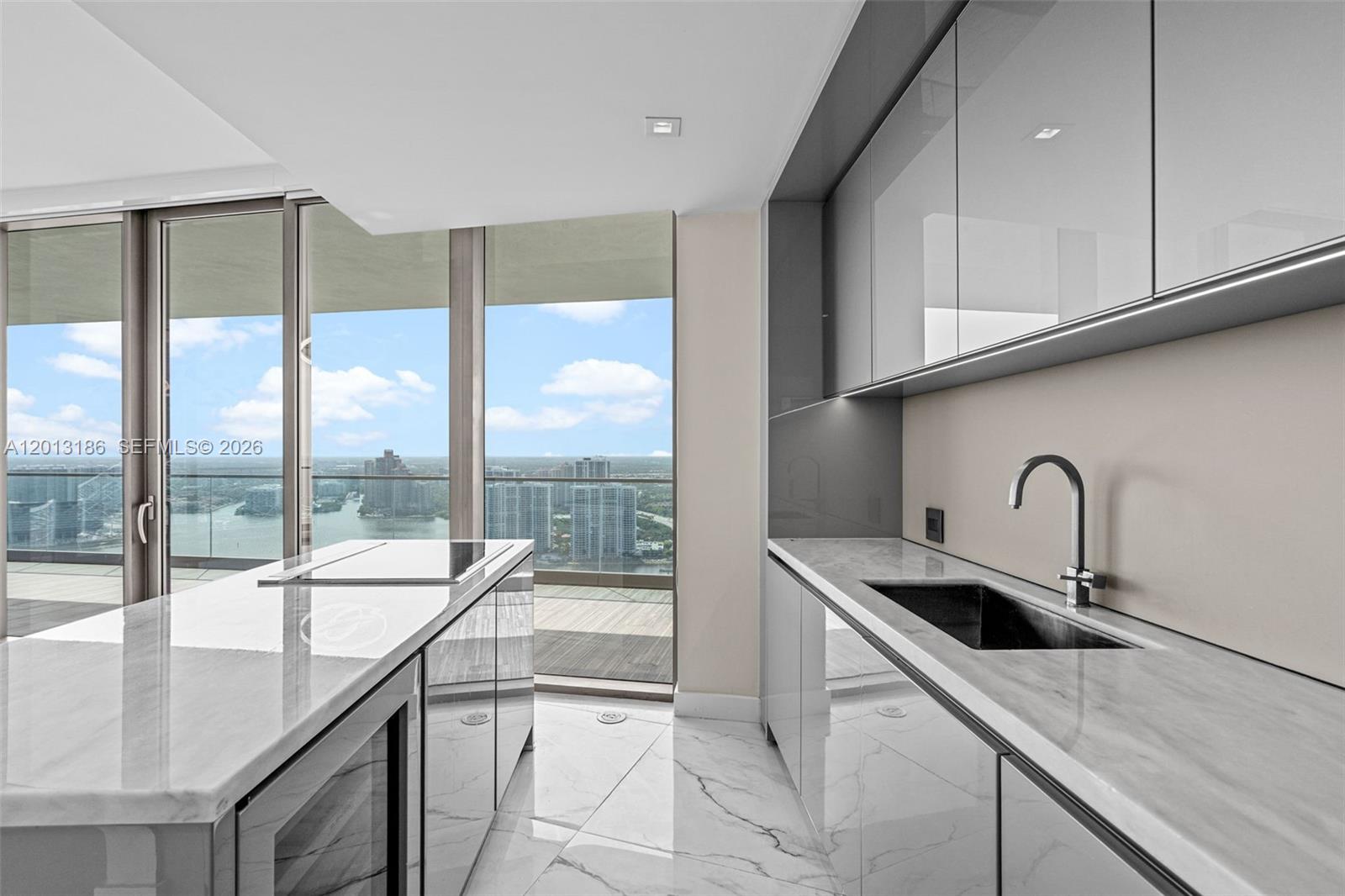 18975 Collins Ave #3605 Sunny Isles Beach, FL 33160