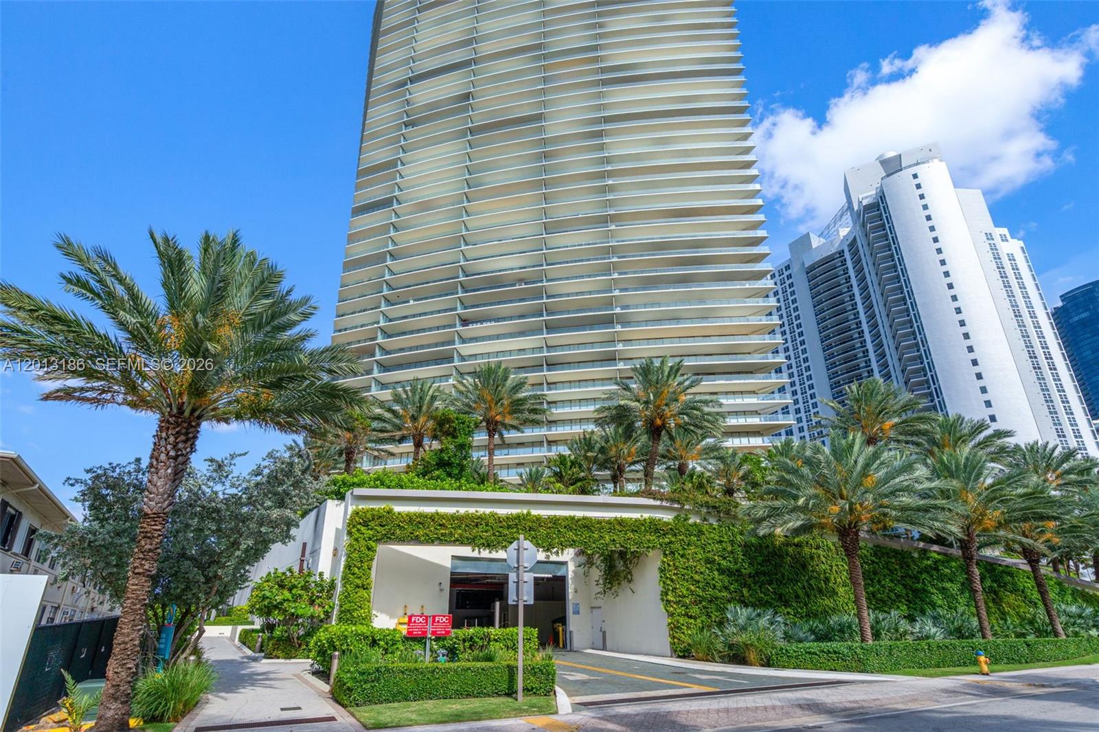 18975 Collins Ave #3605 Sunny Isles Beach, FL 33160