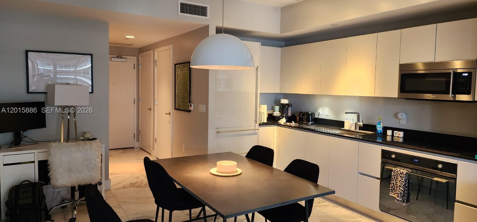 image 1010 Brickell9