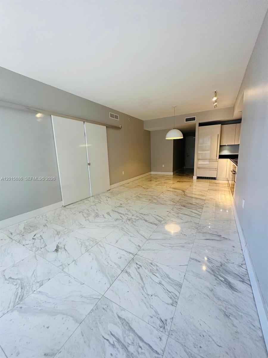 image 1010 Brickell3