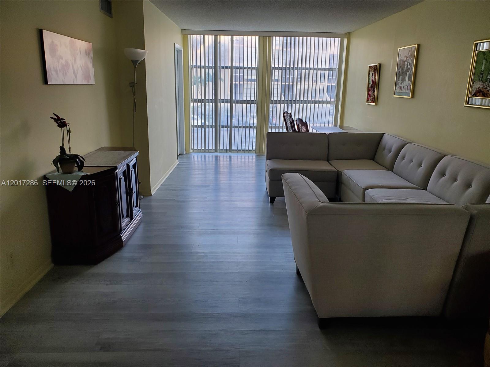 501 Three Iss Blvd #203