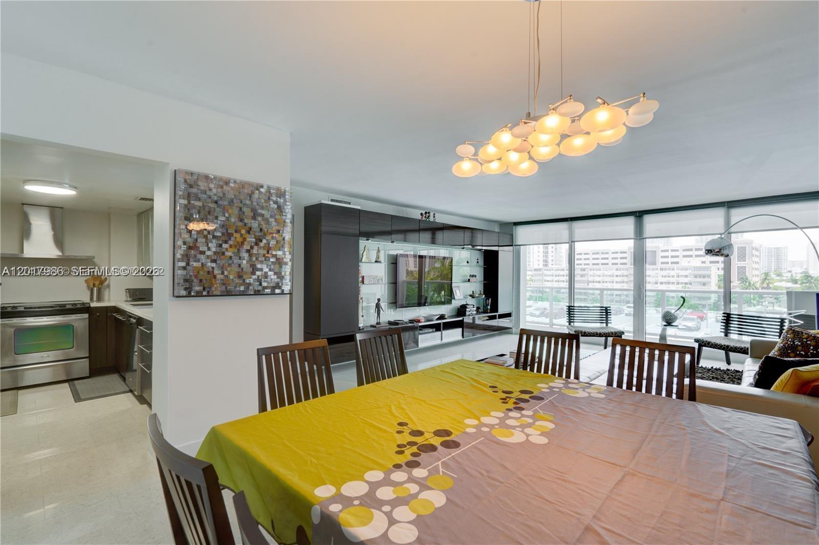 image Arlen House East9