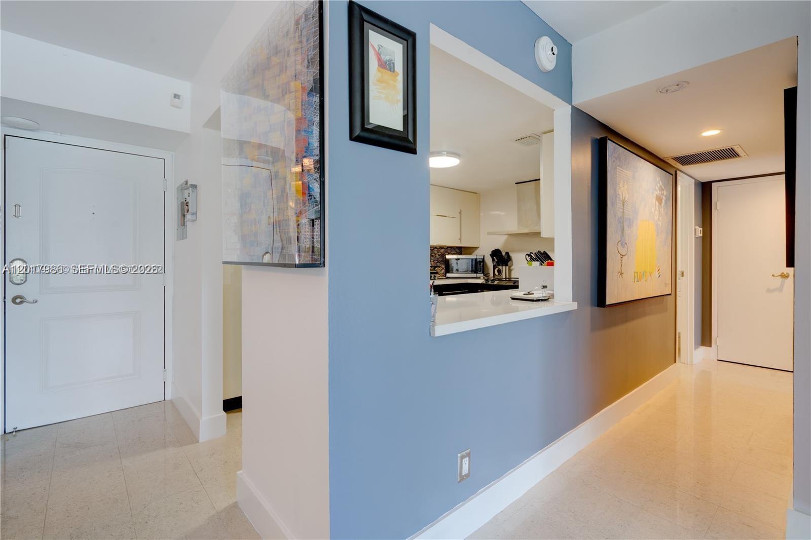 image Arlen House East11