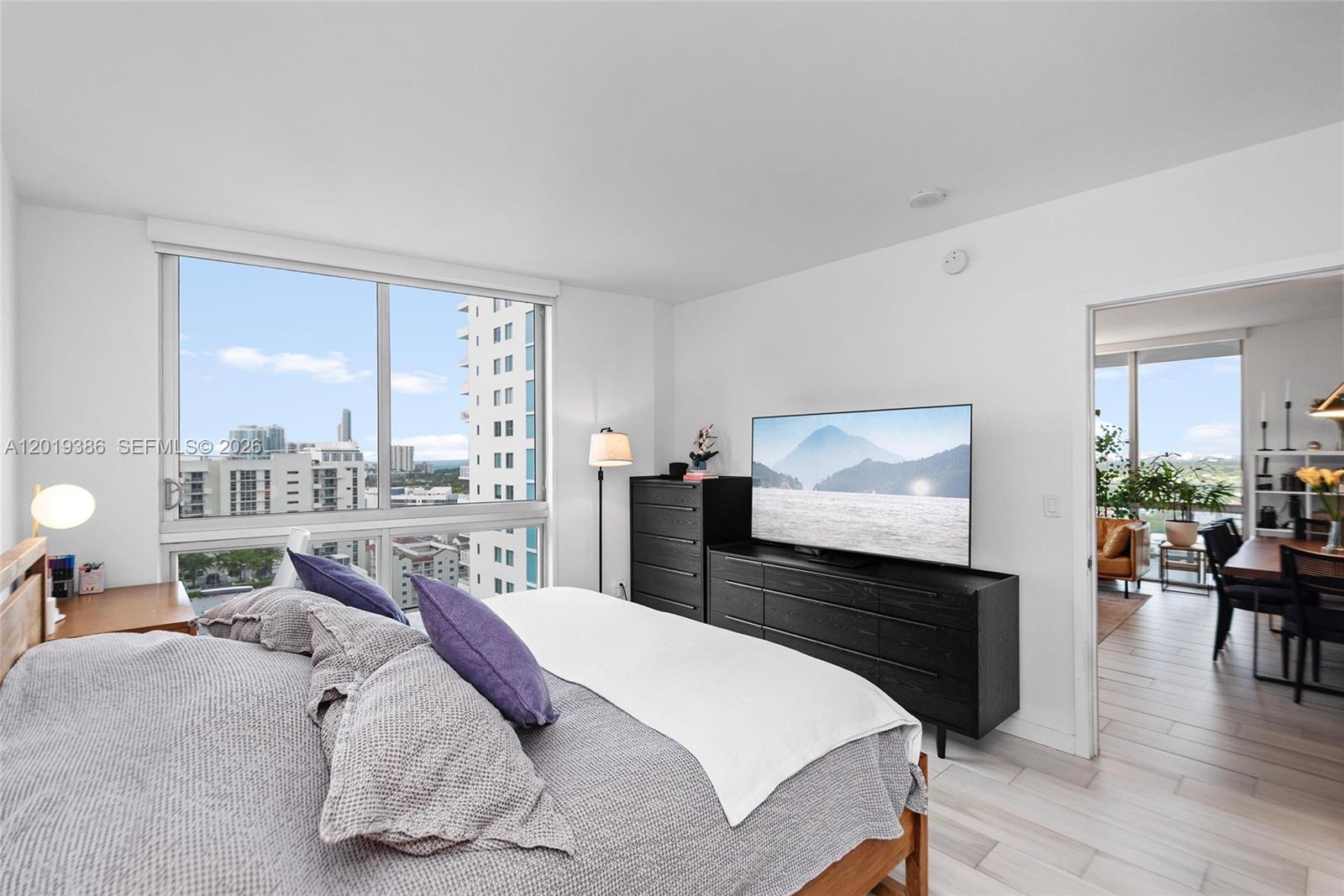 1010 SW 2nd Ave #1709 Miami, FL 33130