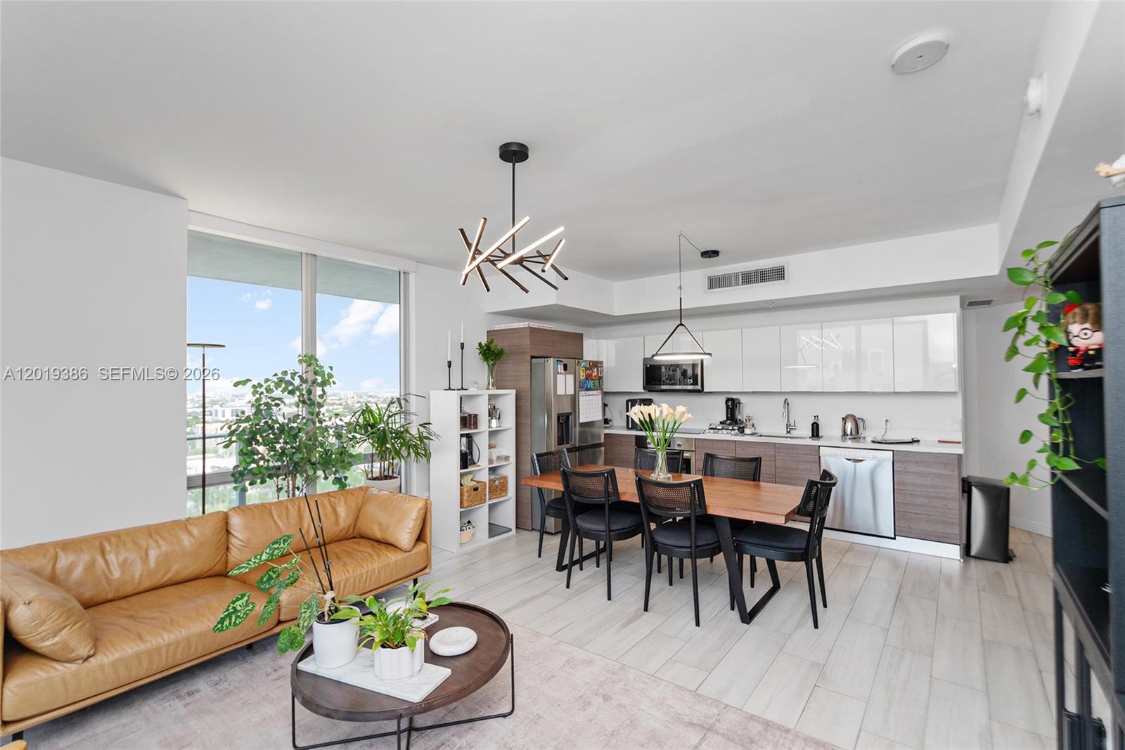 1010 SW 2nd Ave #1709 Miami, FL 33130