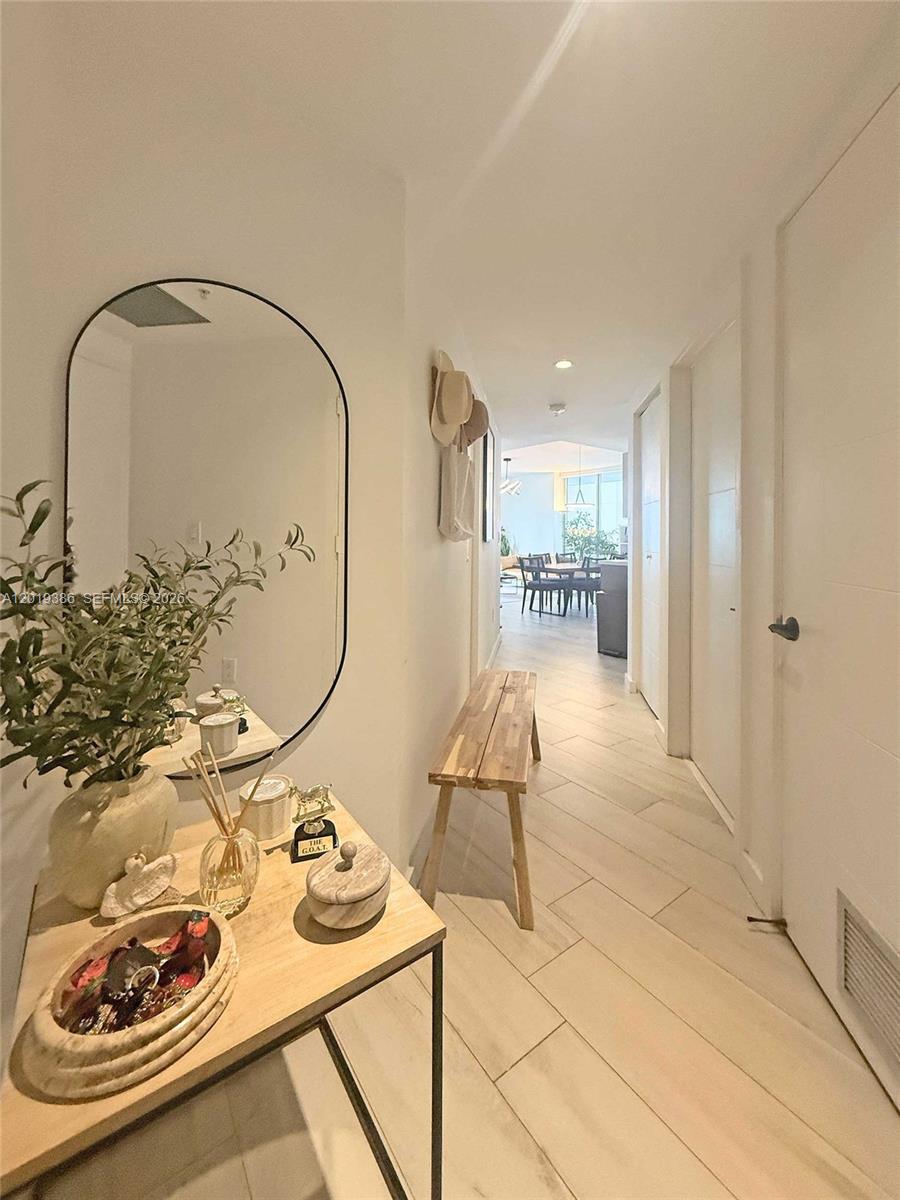 1010 SW 2nd Ave #1709 Miami, FL 33130