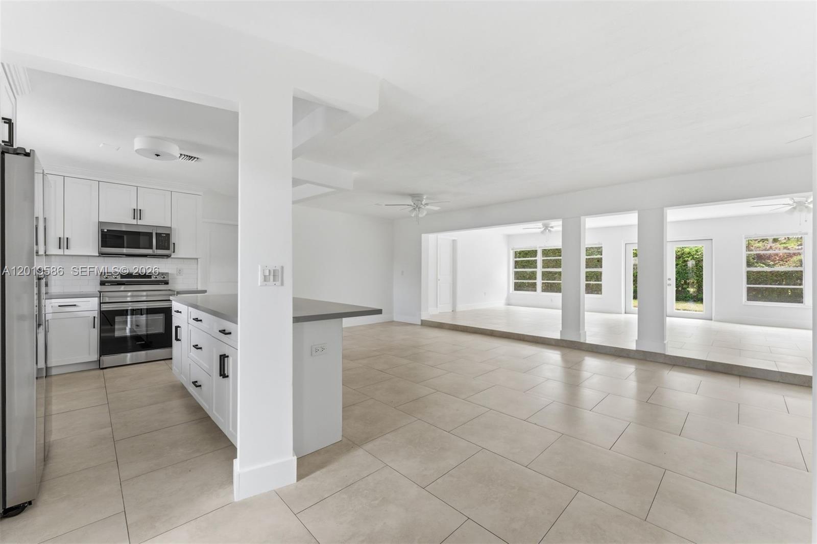 14731 NE 8th Ct Miami, FL 33161