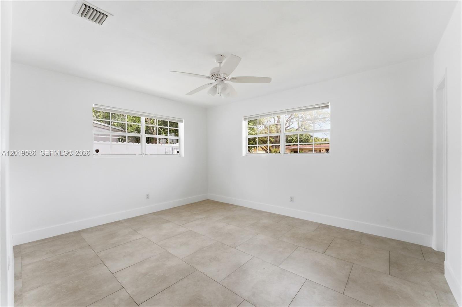 14731 NE 8th Ct Miami, FL 33161