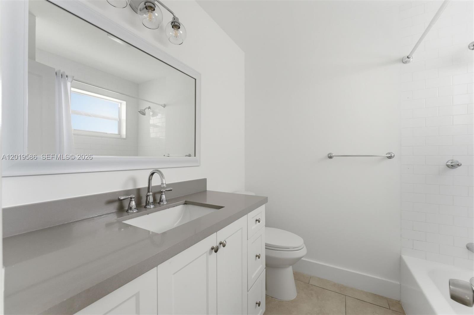 14731 NE 8th Ct Miami, FL 33161