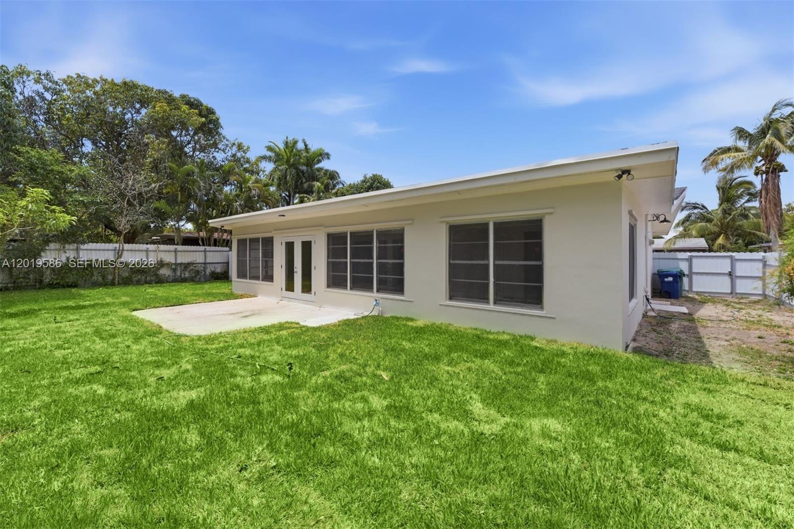 14731 NE 8th Ct Miami, FL 33161